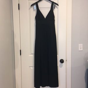 Banana Republic size 0 silk formal maxi dress
